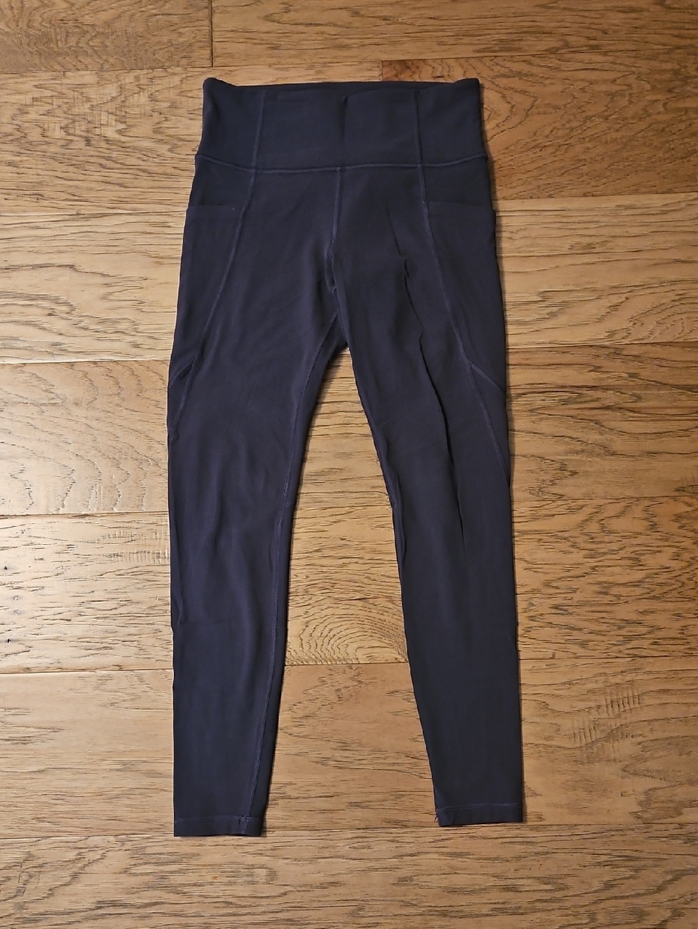Athleta Stash Pocket Salutation Tight Small Dusty Purple Leggings